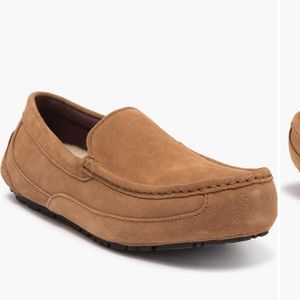 Brand new in box! Mens UGG alder slipper.
